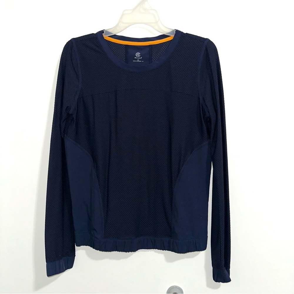 🌷5/$20 Champion Women’s Navy Blue Long Sleeve